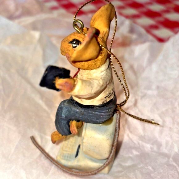 Kurt Adler Hole In The Wall Gang Christmas Ornament - Picture 4 of 5